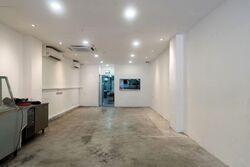 Nam Peng Building (D7), Shop House #584313421